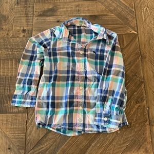 Boys size 4 shirt.